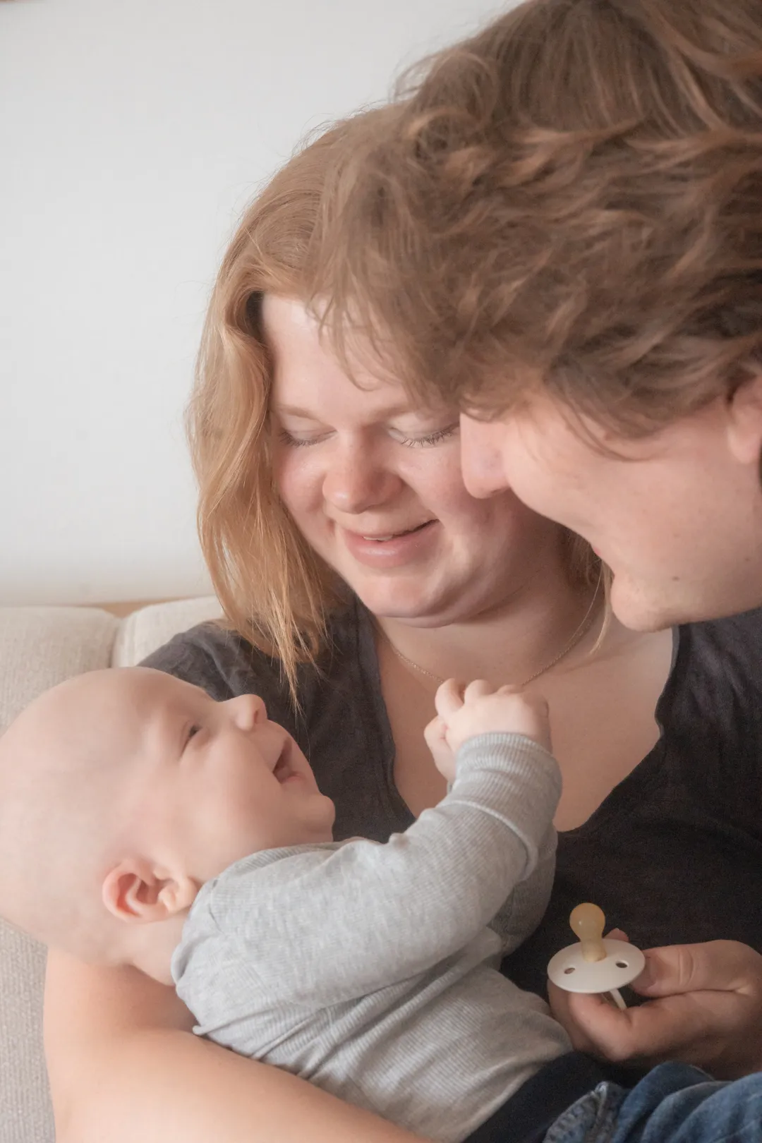 Mor og baby tæt sammen